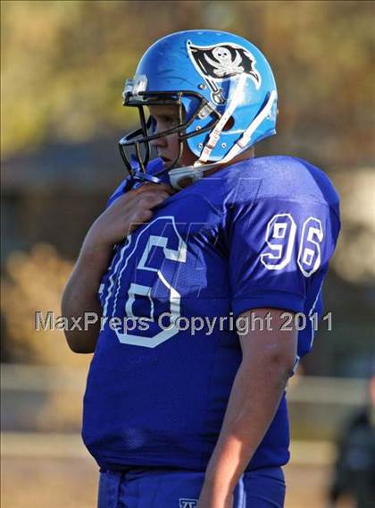 Thumbnail 3 in JV: D'Evelyn vs Alameda photogallery.