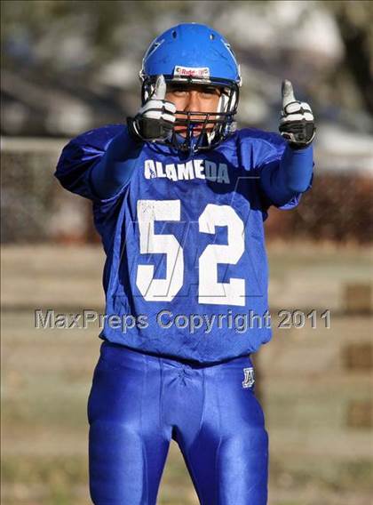 Thumbnail 1 in JV: D'Evelyn vs Alameda photogallery.