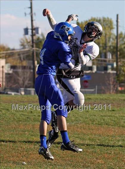 Thumbnail 2 in JV: D'Evelyn vs Alameda photogallery.