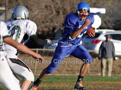 Thumbnail 2 in JV: D'Evelyn vs Alameda photogallery.