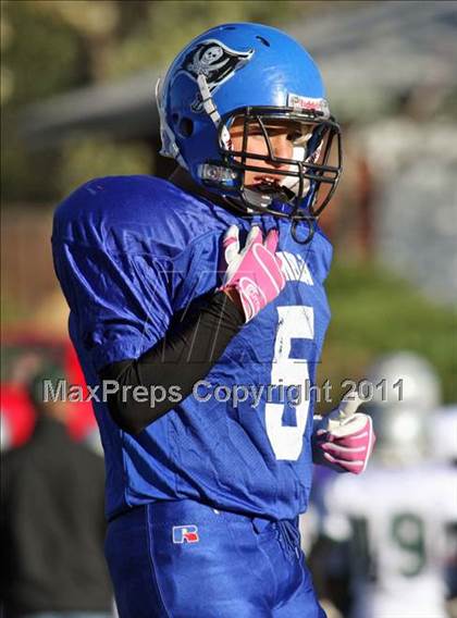 Thumbnail 1 in JV: D'Evelyn vs Alameda photogallery.