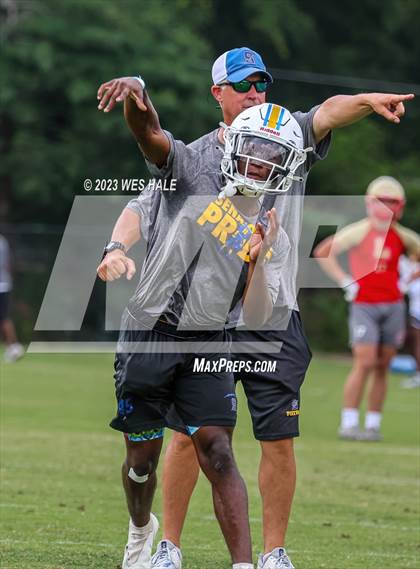 Thumbnail 3 in Senatobia vs Lafayette (U of Memphis 7v7) photogallery.