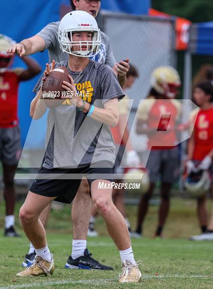 Thumbnail 1 in Senatobia vs Lafayette (U of Memphis 7v7) photogallery.