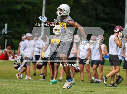 Thumbnail 2 in Senatobia vs Lafayette (U of Memphis 7v7) photogallery.
