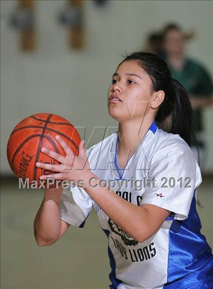 Thumbnail 3 in Cathedral City vs. Brethren Christian (MaxPreps Holiday Classic) photogallery.
