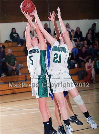 Thumbnail 2 in Cathedral City vs. Brethren Christian (MaxPreps Holiday Classic) photogallery.