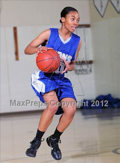 Thumbnail 3 in Cathedral City vs. Brethren Christian (MaxPreps Holiday Classic) photogallery.