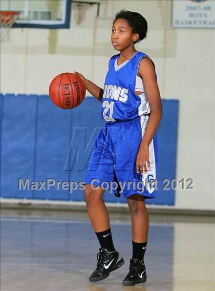 Thumbnail 3 in Cathedral City vs. Brethren Christian (MaxPreps Holiday Classic) photogallery.