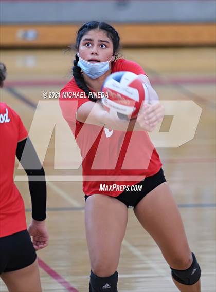 Thumbnail 3 in Los Alamitos @ Lakewood photogallery.