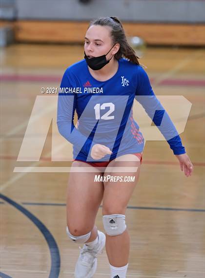 Thumbnail 1 in Los Alamitos @ Lakewood photogallery.