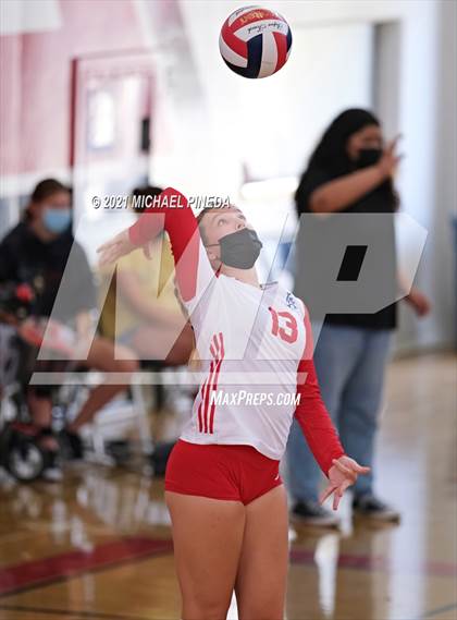 Thumbnail 3 in Los Alamitos @ Lakewood photogallery.