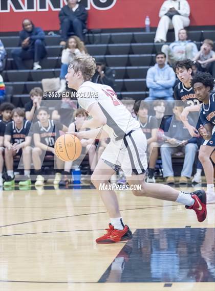 Thumbnail 2 in Palos Verdes vs Chaminade photogallery.