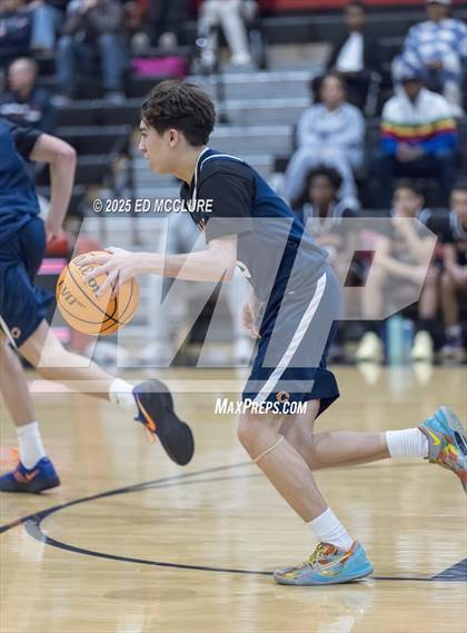 Thumbnail 2 in Palos Verdes vs Chaminade photogallery.