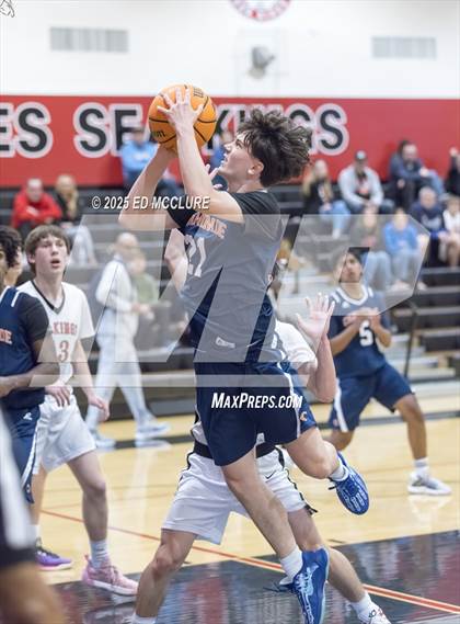 Thumbnail 2 in Palos Verdes vs Chaminade photogallery.