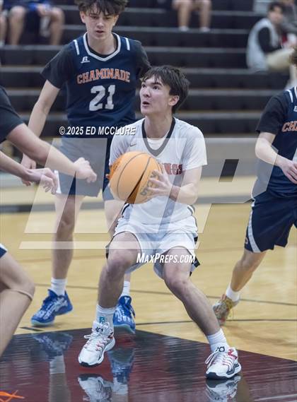 Thumbnail 3 in Palos Verdes vs Chaminade photogallery.