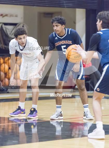 Thumbnail 2 in Palos Verdes vs Chaminade photogallery.