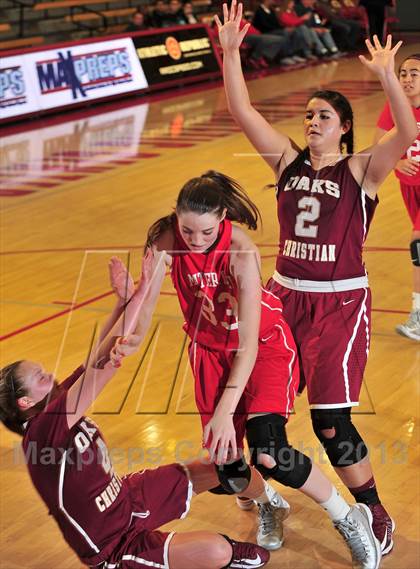 Thumbnail 1 in Oaks Christian @ Mater Dei (Nike Extravaganza) photogallery.