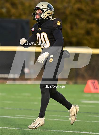 Thumbnail 2 in Nonnewaug CoOp @ Daniel Hand (CIAC Class SS Semifinal) photogallery.