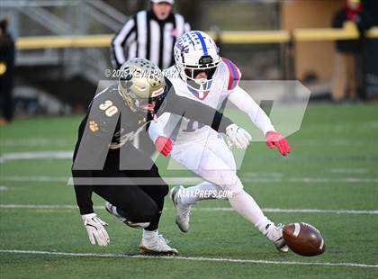 Thumbnail 3 in Nonnewaug CoOp @ Daniel Hand (CIAC Class SS Semifinal) photogallery.