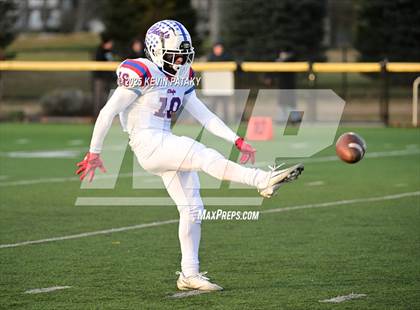 Thumbnail 2 in Nonnewaug CoOp @ Daniel Hand (CIAC Class SS Semifinal) photogallery.