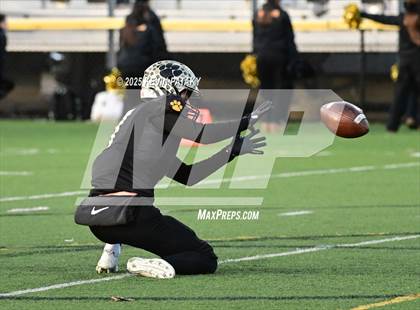 Thumbnail 3 in Nonnewaug CoOp @ Daniel Hand (CIAC Class SS Semifinal) photogallery.