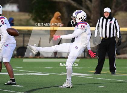 Thumbnail 3 in Nonnewaug CoOp @ Daniel Hand (CIAC Class SS Semifinal) photogallery.