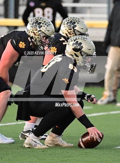 Thumbnail 3 in Nonnewaug CoOp @ Daniel Hand (CIAC Class SS Semifinal) photogallery.