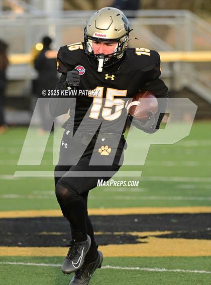 Thumbnail 2 in Nonnewaug CoOp @ Daniel Hand (CIAC Class SS Semifinal) photogallery.