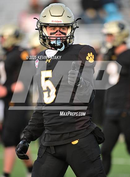 Thumbnail 3 in Nonnewaug CoOp @ Daniel Hand (CIAC Class SS Semifinal) photogallery.