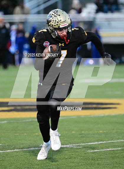 Thumbnail 3 in Nonnewaug CoOp @ Daniel Hand (CIAC Class SS Semifinal) photogallery.