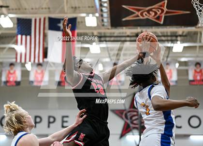 Thumbnail 2 in MacArthur vs. Lakeview Centennial (Coppell Yapworks Classic) photogallery.
