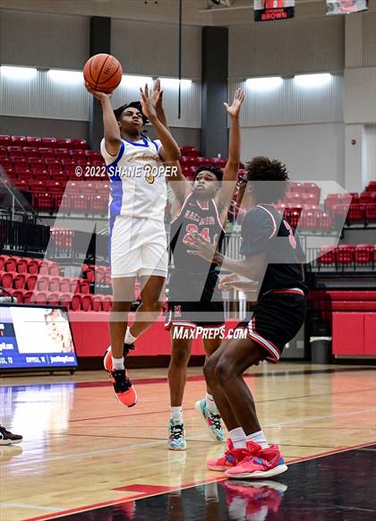 Thumbnail 1 in MacArthur vs. Lakeview Centennial (Coppell Yapworks Classic) photogallery.