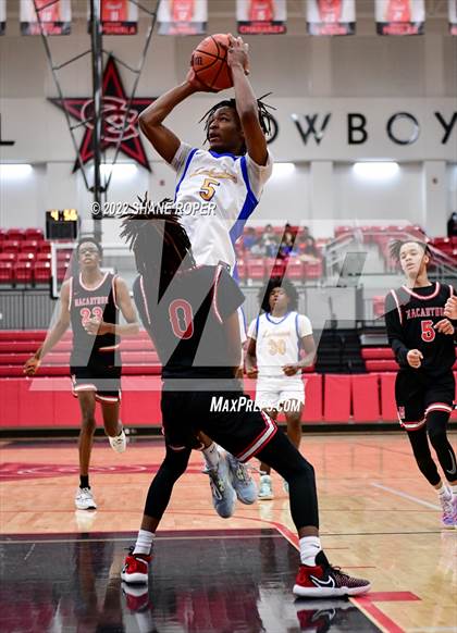 Thumbnail 2 in MacArthur vs. Lakeview Centennial (Coppell Yapworks Classic) photogallery.