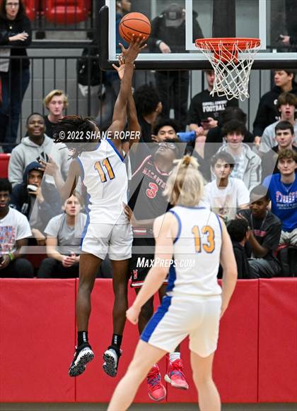 Thumbnail 3 in MacArthur vs. Lakeview Centennial (Coppell Yapworks Classic) photogallery.