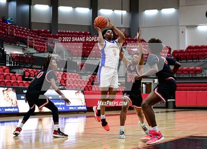 Thumbnail 3 in MacArthur vs. Lakeview Centennial (Coppell Yapworks Classic) photogallery.