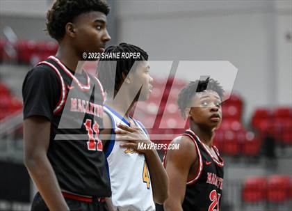Thumbnail 2 in MacArthur vs. Lakeview Centennial (Coppell Yapworks Classic) photogallery.