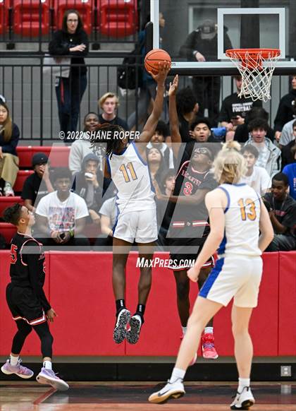 Thumbnail 2 in MacArthur vs. Lakeview Centennial (Coppell Yapworks Classic) photogallery.