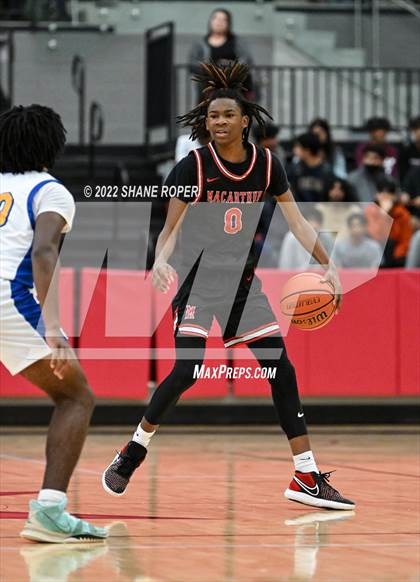 Thumbnail 3 in MacArthur vs. Lakeview Centennial (Coppell Yapworks Classic) photogallery.