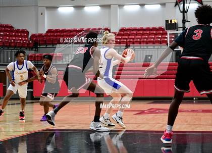 Thumbnail 3 in MacArthur vs. Lakeview Centennial (Coppell Yapworks Classic) photogallery.
