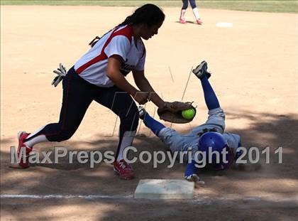 Thumbnail 3 in Bellarmine-Jefferson vs. Crossroads (CIF SS Playoffs) photogallery.