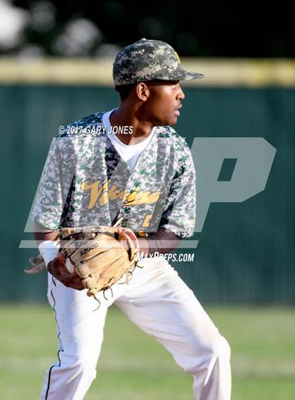 Thumbnail 3 in Benicia vs. Vanden (CIF SJS D2 Final) photogallery.