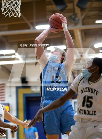 Thumbnail 2 in Mater Dei @ Althoff Catholic photogallery.