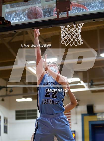 Thumbnail 3 in Mater Dei @ Althoff Catholic photogallery.