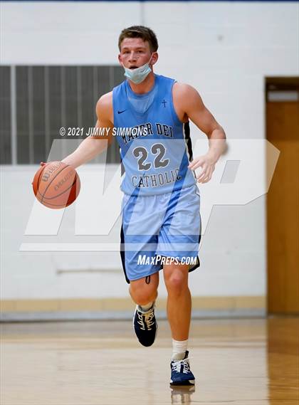Thumbnail 3 in Mater Dei @ Althoff Catholic photogallery.