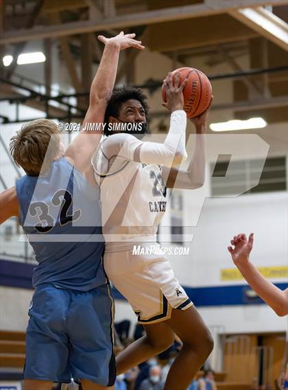 Thumbnail 2 in Mater Dei @ Althoff Catholic photogallery.