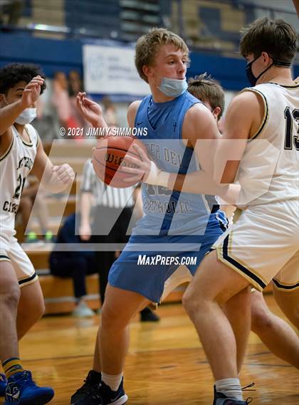 Thumbnail 1 in Mater Dei @ Althoff Catholic photogallery.