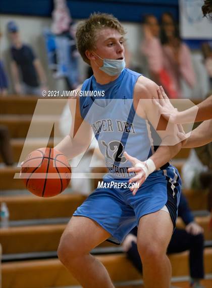 Thumbnail 1 in Mater Dei @ Althoff Catholic photogallery.