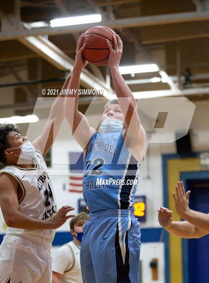 Thumbnail 1 in Mater Dei @ Althoff Catholic photogallery.