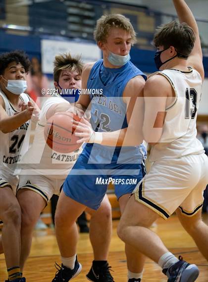 Thumbnail 2 in Mater Dei @ Althoff Catholic photogallery.