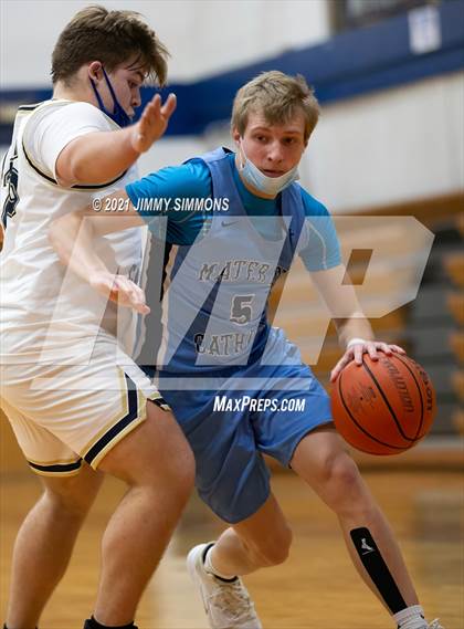 Thumbnail 3 in Mater Dei @ Althoff Catholic photogallery.